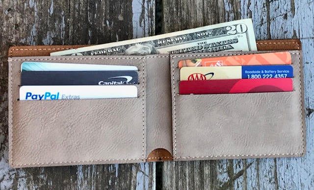 Personalized Mens Wallet, Brown Bi-fold Wallet, Monogrammed Wallet, Fathers Day Gift, Monogrammed Dad Gift, Groomsman Gift